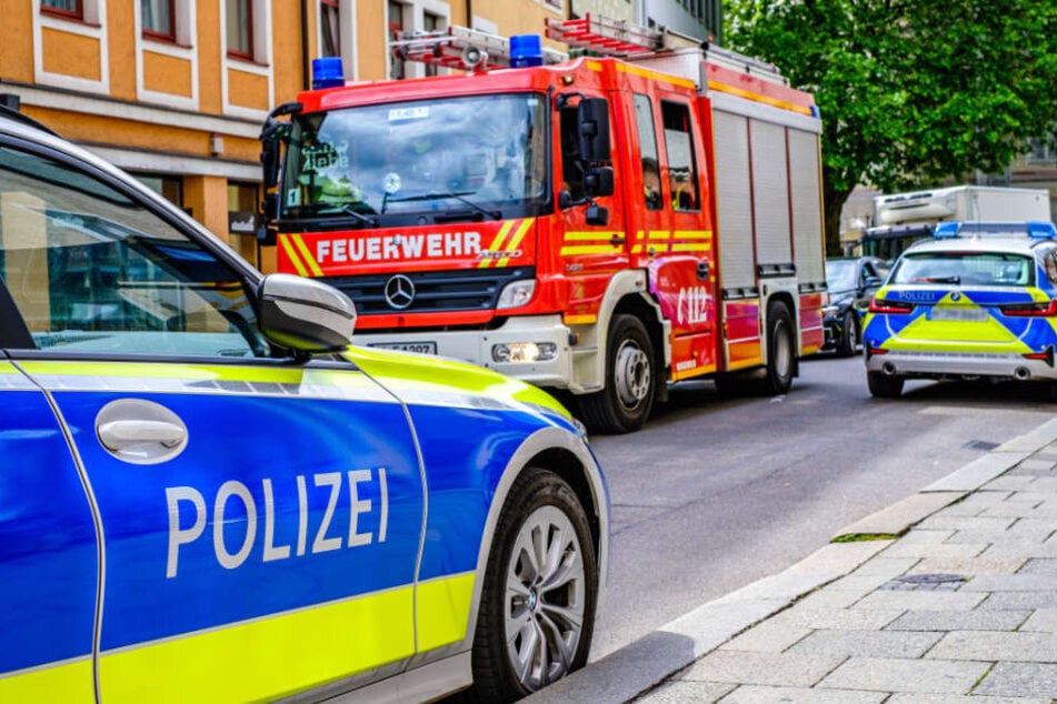 Nachdem die Feuerwehr in der Wohnung einen verdächtigen Geruch vernommen hatte, wurde die Polizei hinzugezogen. (Symbolbild)