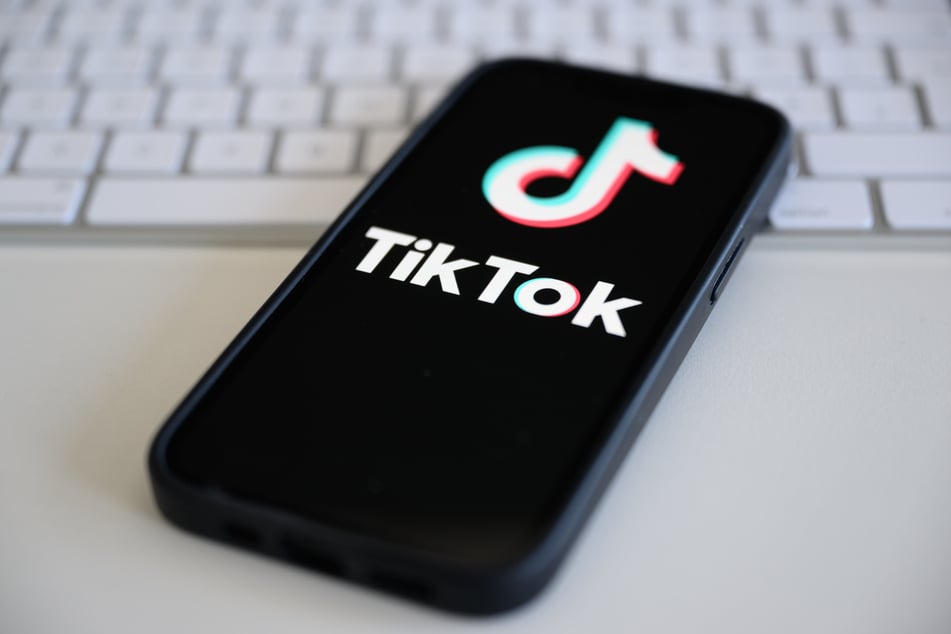 Die Europäische Kommission hat ein Verfahren gegen die Video-App TikTok eröffnet.