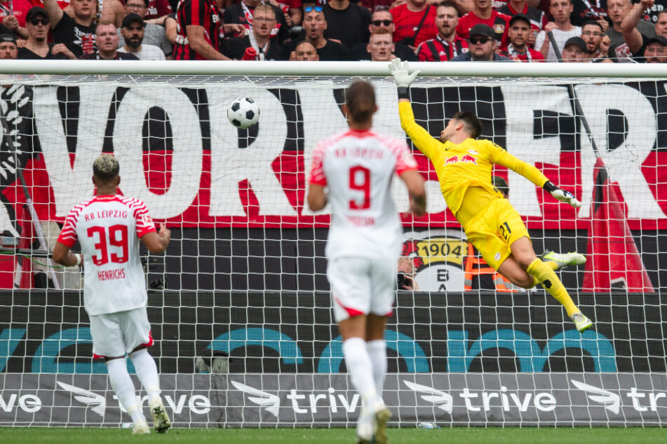 Der Vorfall soll sich direkt nach dem dritten Treffer der Leverkusener ereignet haben.