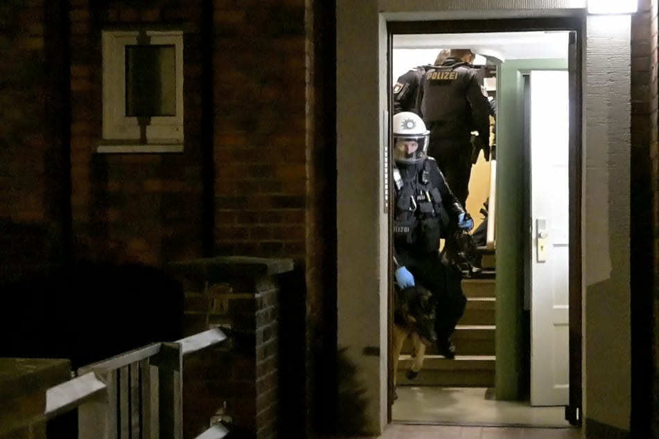 Die Polizei musste mit starken Kräften in Hamburg-Heimfeld anrücken.