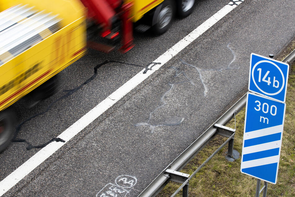 Der A71-Tunnel bei Heldungen wird in den kommenden Tagen zeitweise gesperrt. (Symbolbild)