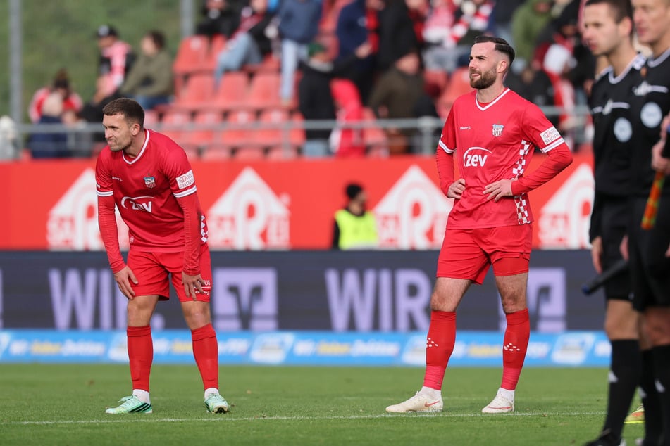 Die Enttäuschung nach der Derby-Blamage war bei den FSV-Spielern riesig. Gegen den BFC Preussen müssen die Schwäne mehr Leistung zeigen.