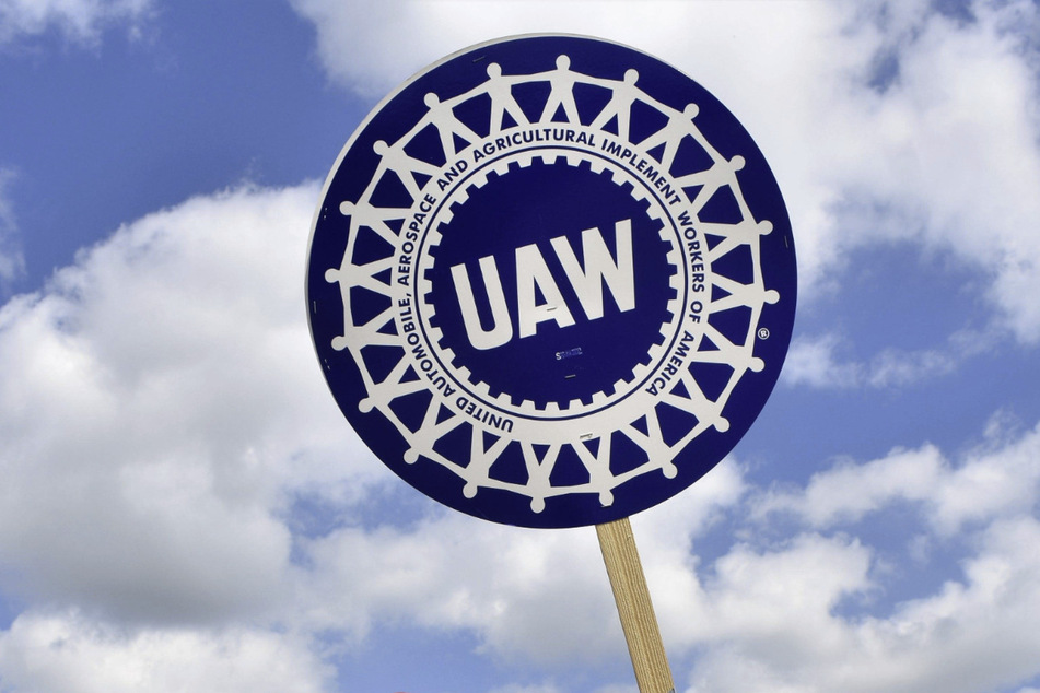 A majority of workers at an Ultium Cells plant in Spring Hill, Tennessee, have signed cards to join the United Auto Workers union.