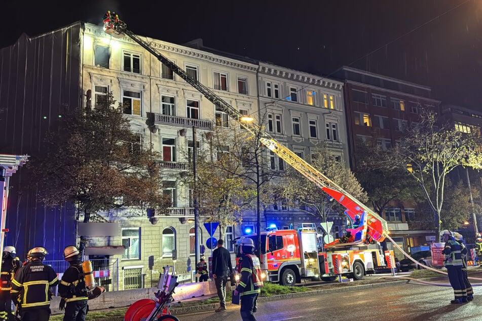 Die Feuerwehr war rund drei Stunden im Einsatz.