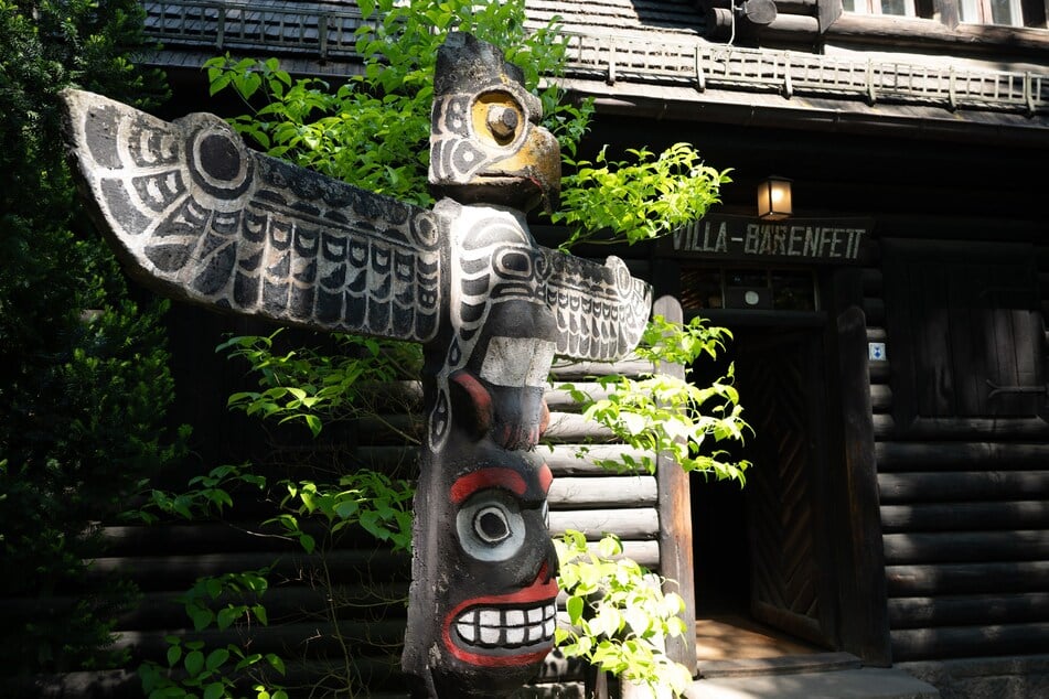 Wer in die Welt von Karl May eintauchen möchte, ist bei der Shatterhand-Führung genau richtig.