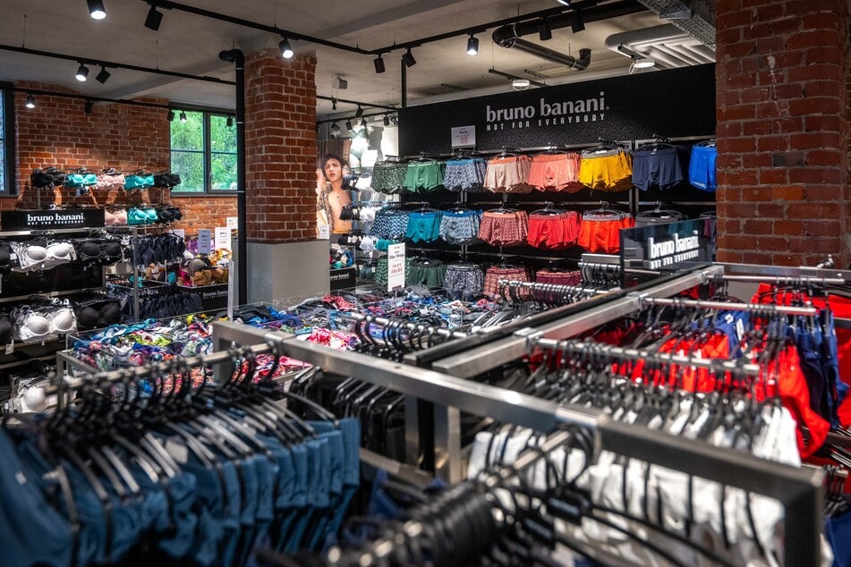 "Mindestens 30 Prozent reduziert": Bezahlbarer Designer-Schick in Outlet-Stores wie hier in Mittelbach, wo 1993 die Firmengeschichte begann.