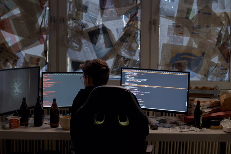 Als die Beamten Studentenwohnheim stürmten, schaffte es "Sudo" noch, seine Daten zu verschlüsseln. Mit einem simplen Trick.