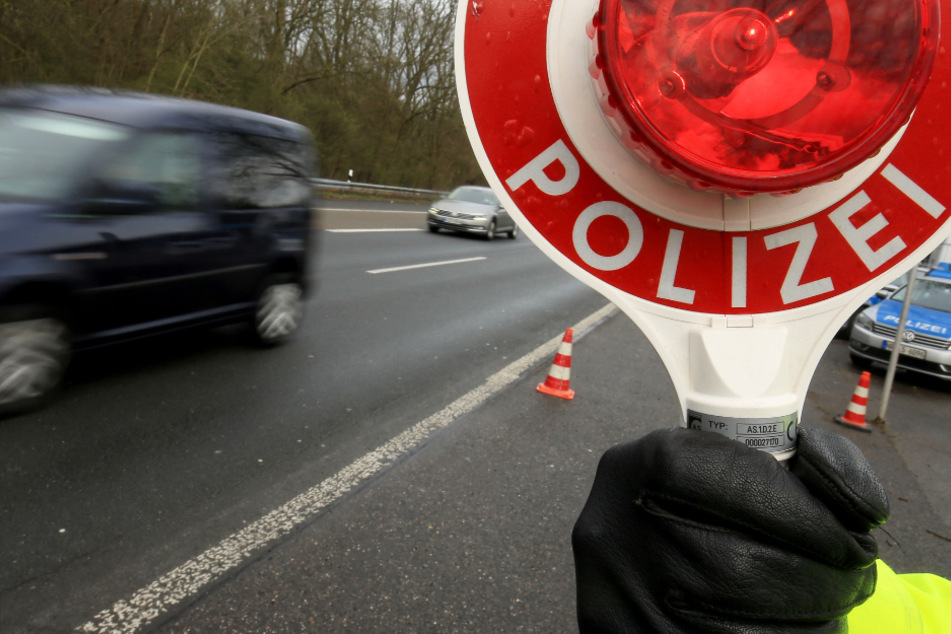 Lastwagen-Unfall auf der A5: Vollsperrung bei Gießen in Richtung Kassel