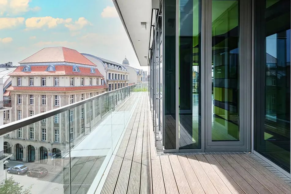 Deutschlands teuerste Mietwohnung bietet natürlich atemberaubende Ausblicke von der Dachterrasse.