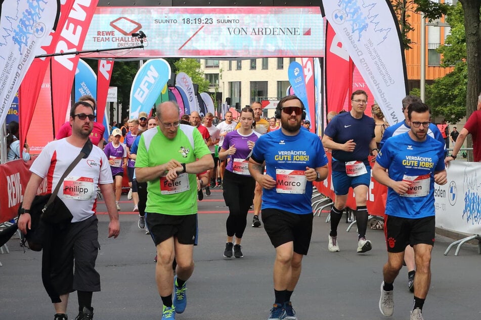 Dresden: Neuer Rekord: Rewe Team Challenge hat Dresden im Griff