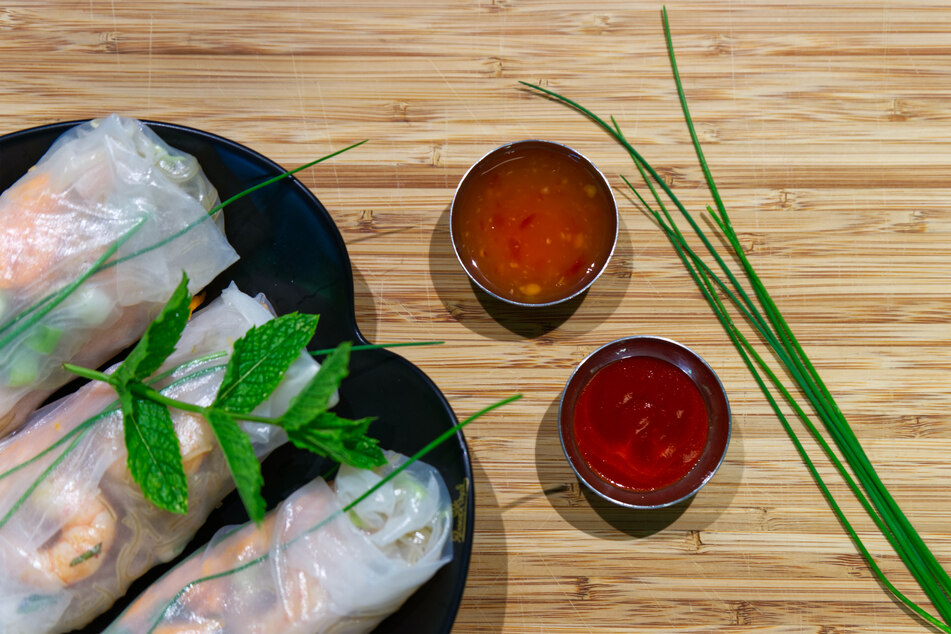 We'll keep this Vietnamese summer roll recipe as simple as possible.