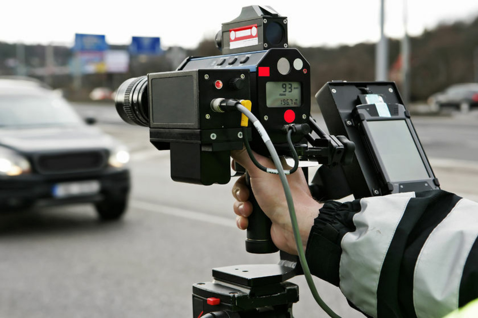 Zahlreiche Temposünder gingen den Polizisten bei einer Geschwindigkeitskontrolle am Montagabend in der Seehäuser Straße in Bad Frankenhausen in die Radarfalle. (Symbolbild)