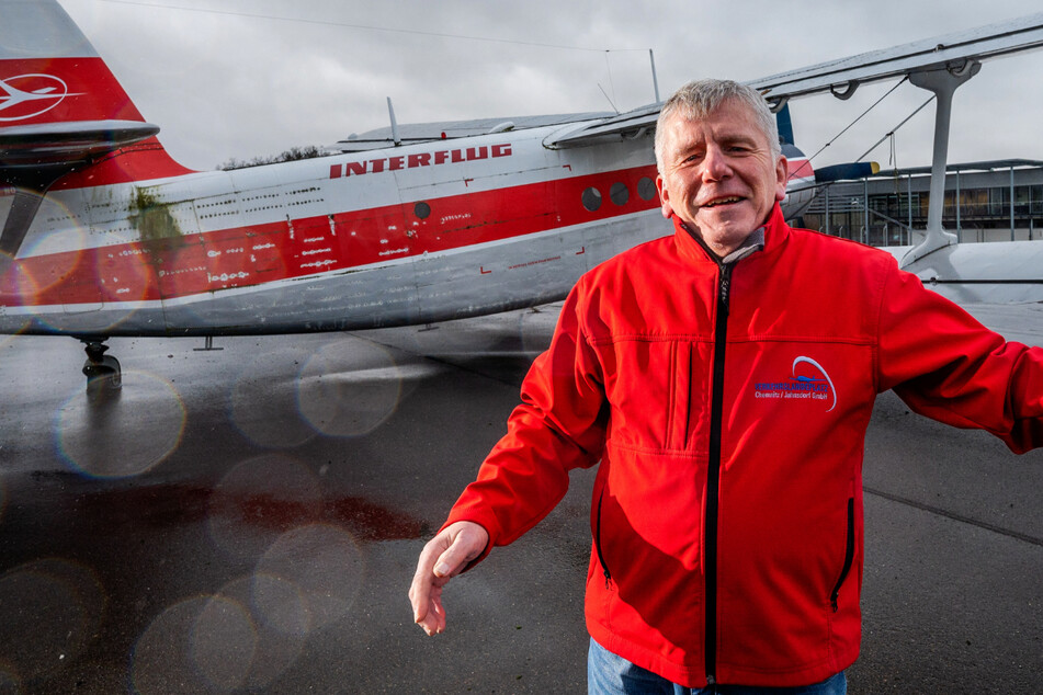 In Jahnsdorf empfing er Promis und Politiker: Flugplatz-Chef macht nach fast 30 Jahren den Abflug