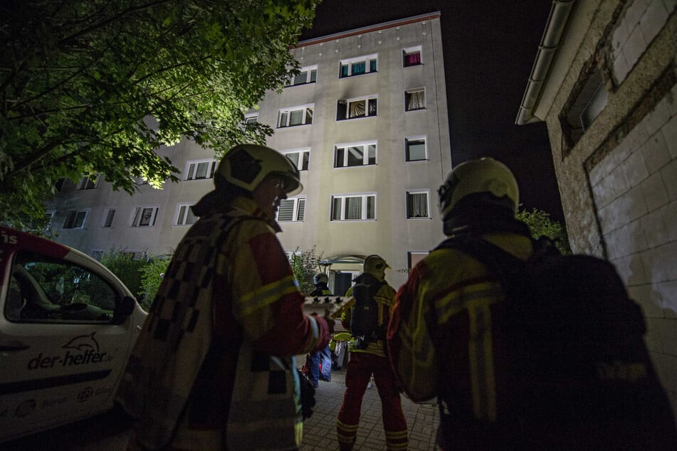 Glücklicherweise befanden sich die direkten Bewohner über der Brandwohnung im Urlaub.
