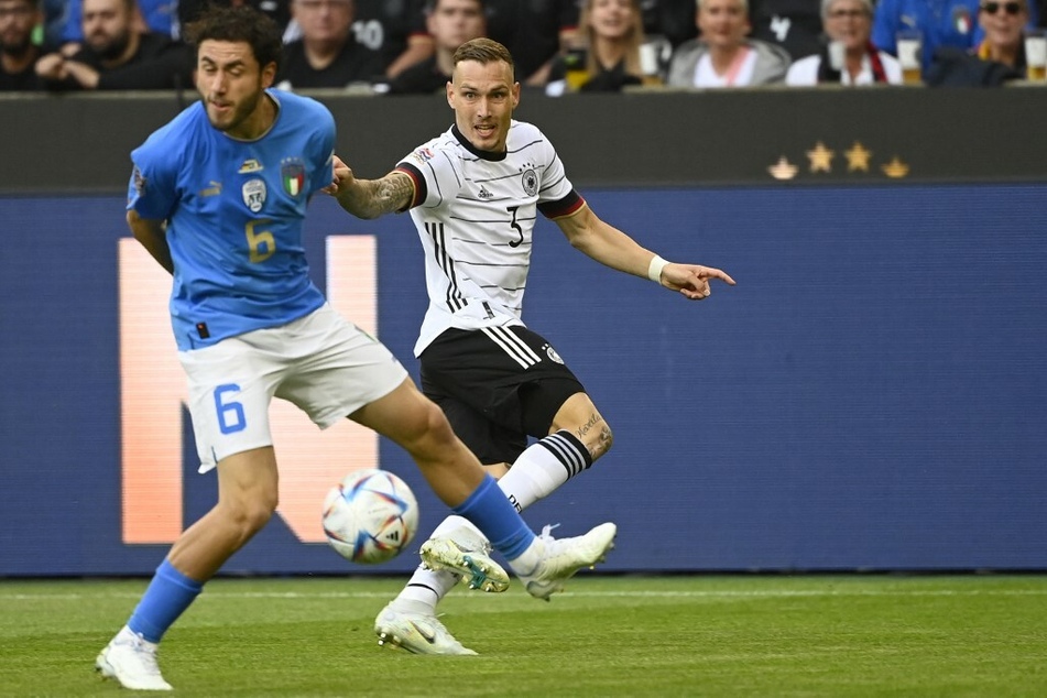 David Raum (24, r.) überzeugte auch beim Länderspiel gegen Italien und bereitete das 1:0 für die DFB-Elf vor.