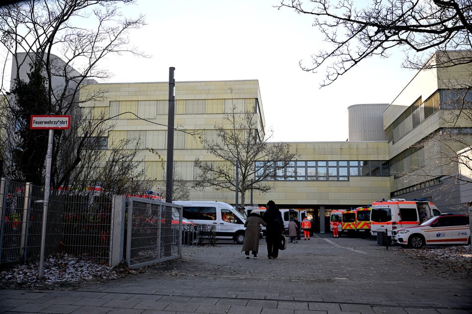 Das Gymnasium Moosach bot den Betroffenen während der Entschärfung Obdach.