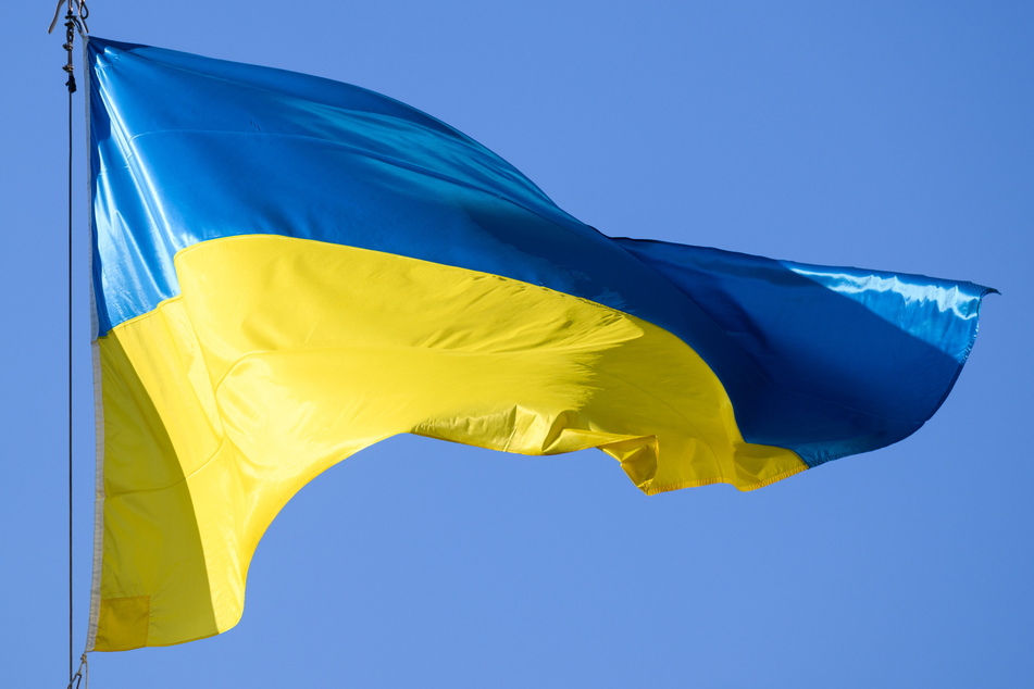 Am heutigen Freitag werden vielerorts die Ukraine-Fahnen gehisst.