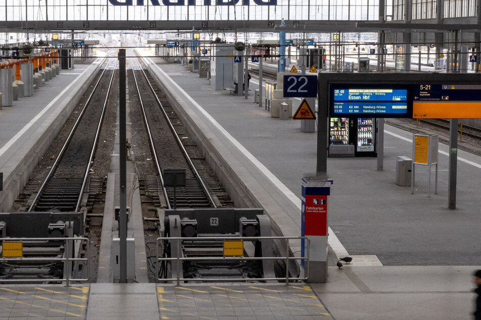 Der 19-Jährige konnte an Gleis 22 geschnappt werden. (Archivfoto)