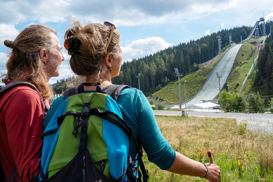 Skisprungschanze "Sparkasse Vogtland Arena"