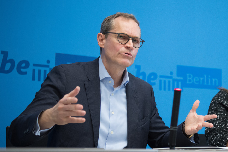 Berlins Regierendem Bürgermeister Michael Müller (SPD) glaubt, dass die Coronakrise so schnell kein Ende nehmen wird.