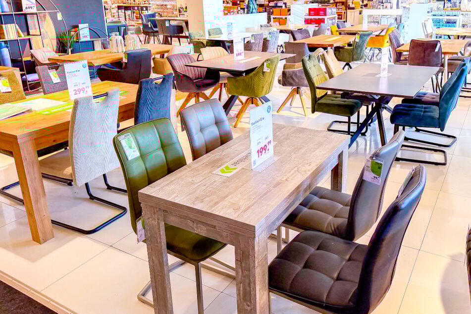 Dieses Möbelhaus lockt am Sonntag (1.2.) mit tollen Deals