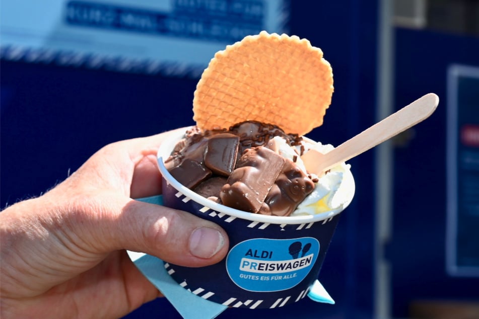 Egal, ob im Becher oder in der Waffel: Diese leckere Abkühlung tut etwas für den guten Zweck.