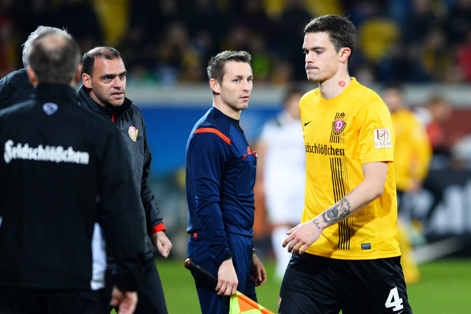 Dennis Erdmann (30, r.) absolvierte in der Saison 2014/15 28 Spiele (ein Tor) für Dynamo Dresden.