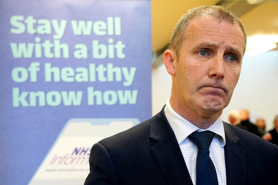 Michael Matheson (53), Minister für Gesundheit und Soziales in Schottland, tritt wegen einer hohen Rechnung zurück.