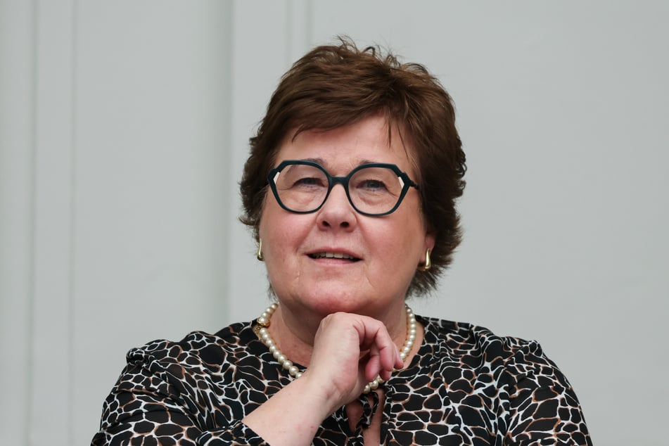 Sozialministerin Petra Grimm-Benne (63, SPD) möchte mehr Stellen besetzen, um Träger und Fachkräfte zu entlasten. (Archivbild)