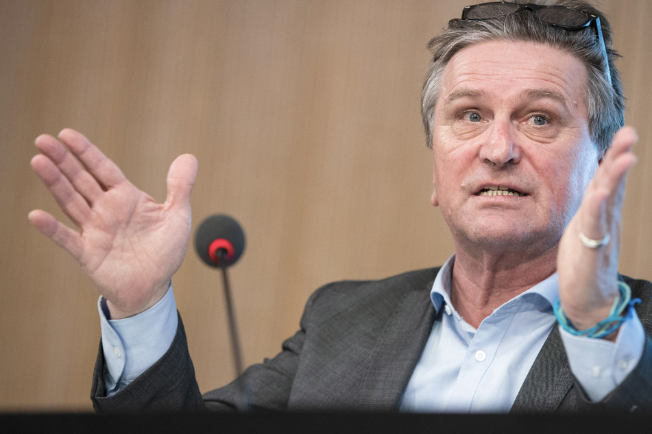 Baden-Württembergs Gesundheitsminister Manne Lucha (59, Grüne).