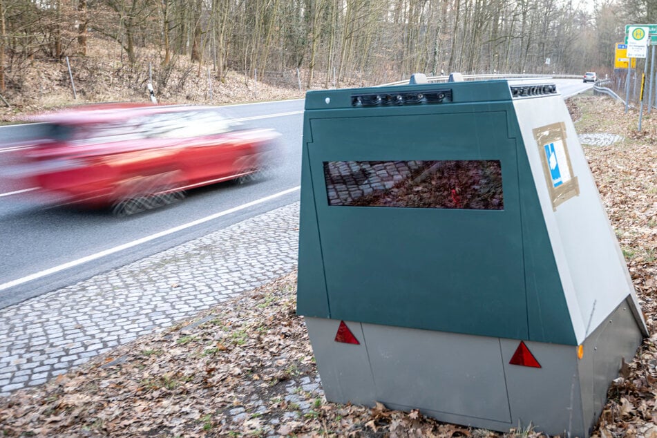 Knipser-Kiste kaum zu übersehen: Hier lauert jetzt ein Superblitzer