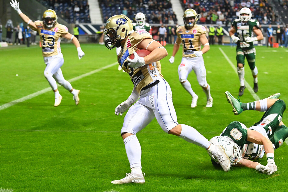 Radim Kalous rennt in die Endzone und macht den finalen Touchdown.