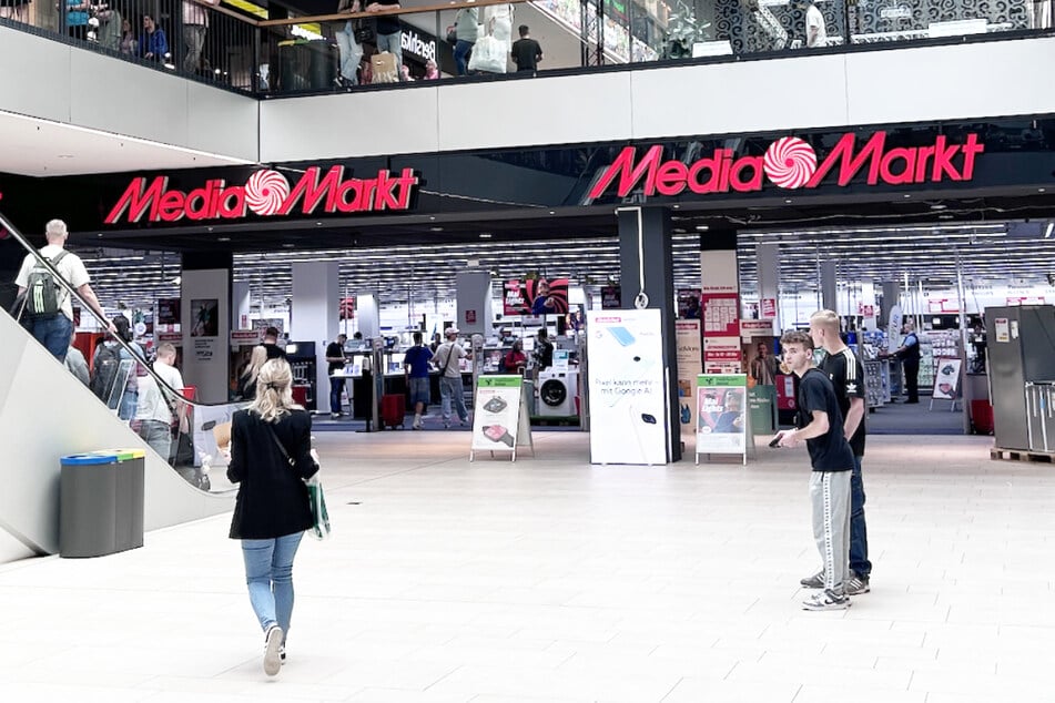 MediaMarkt Dresden - in der Centrum-Galerie, Prager Straße 15.