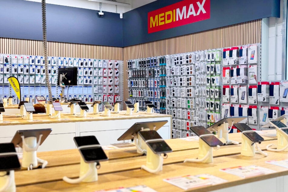 MEDIMAX feiert am Freitag (12.6.) Wiedereröffnung mit tollen Angeboten