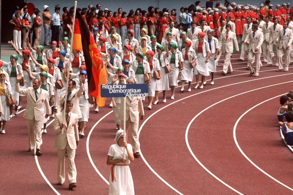 Sportler der DDR beim Einmarsch in das Olympiastadion von Montral im Jahr 1976. DDR-Sportler klagen seit Jahren, Trainer hätten ihnen heimlich Doping-Präparate verabreicht. Dafür erhielten sie in der Vergangenheit Entschädigungszahlungen.