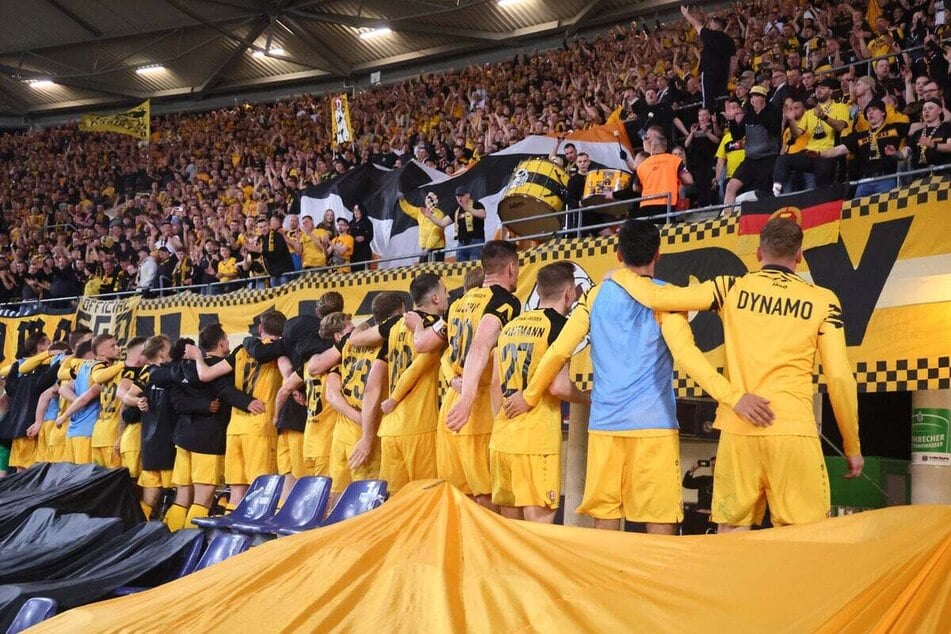 In Hannover machten die Fans das Auswärtsspiel zu einem Heimspiel.