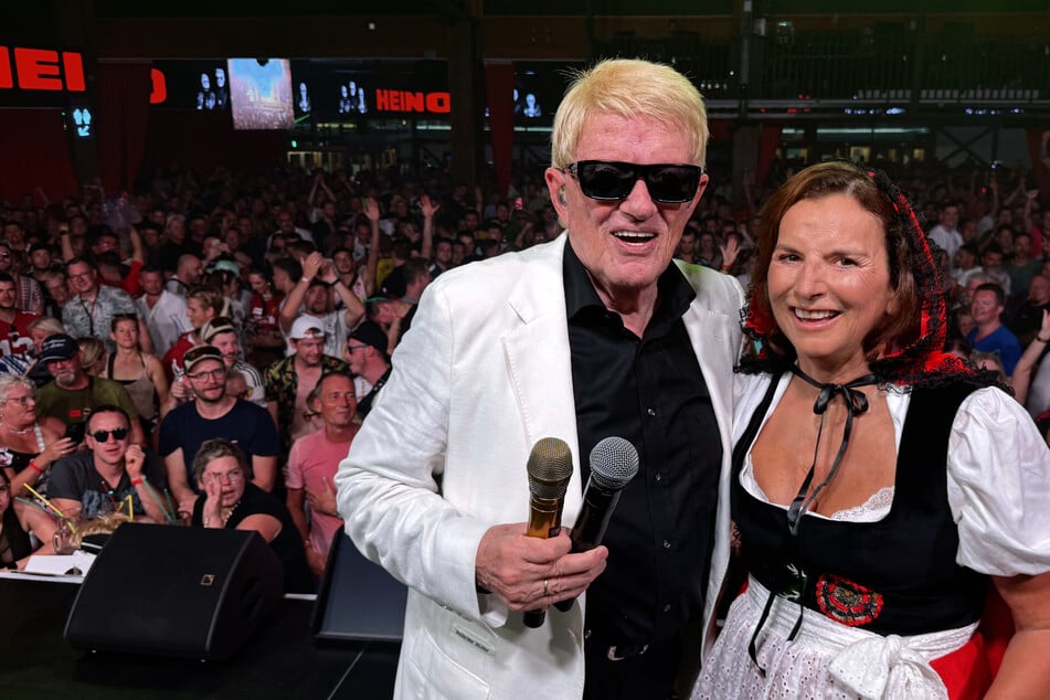 Claudia Obert: Claudia Obert und Heino auf Mallorca: "Geld habe ich nicht und Sex mag ich"