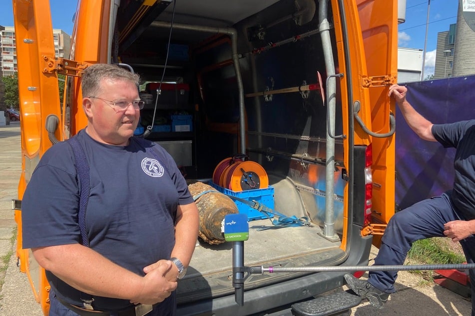 Sprengmeister Holger Klemig (63) und sein Team haben die Bombe entschärft.