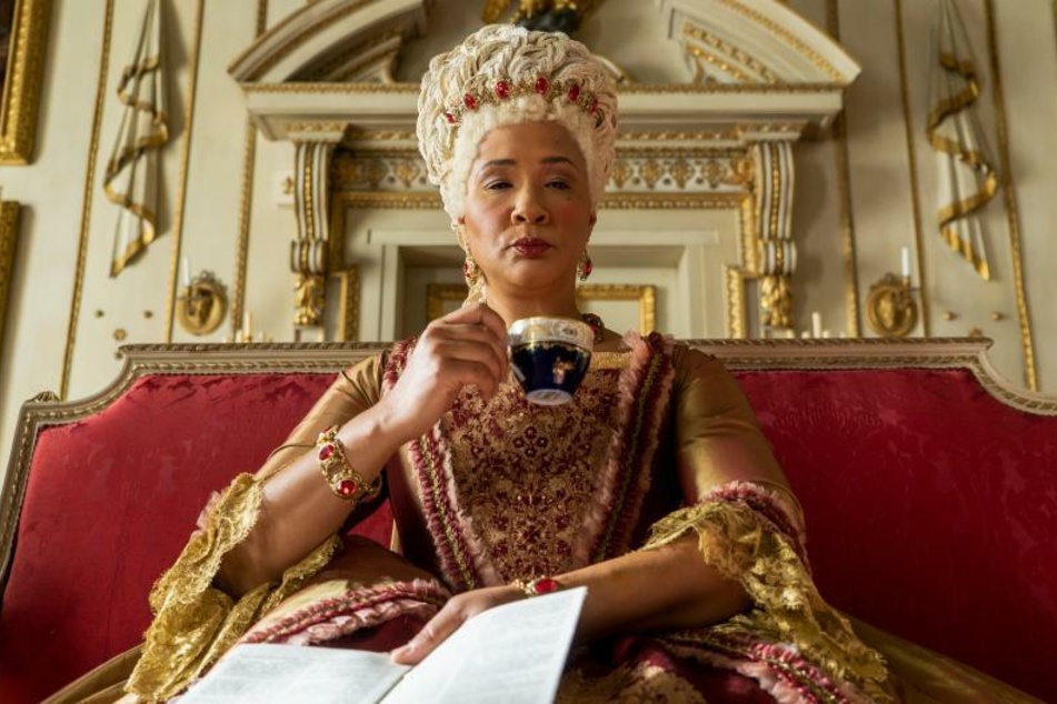 "Bridgerton" ist ab Weihnachten bei Netflix zu sehen. Hier die Königin, dargestellt von Golda Rosheuvel (48).
