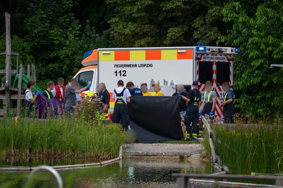 Leipzig: Badeunfall im Ökobad Lindenthal: Person muss reanimiert werden