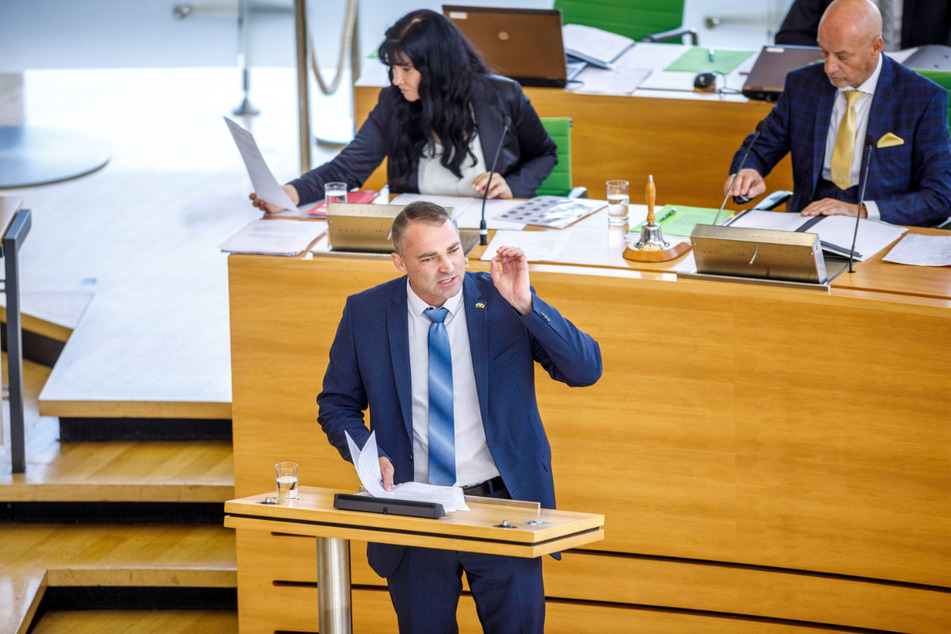 Sebastian Wippel (37, AfD).