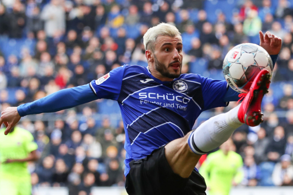 Leistungsträger Jonathan Clauss hat Bielefeld verlassen und ist in seine französische Heimat zurückgekehrt, wo er bei Erstligist RC Lens einen Vertrag unterschrieb.