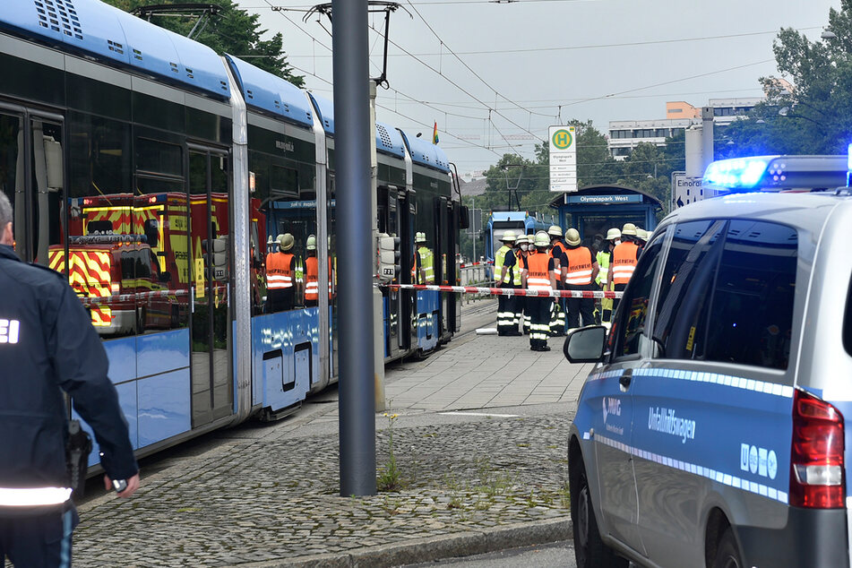 Beim Versuch, Haltestelle zu erreichen: 73-Jähriger tödlich von Tram erfasst