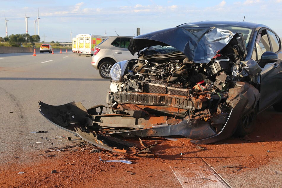 Unfall A7: Stundenlange Sperrung auf A7: Zwei Kollisionen kurz hintereinander
