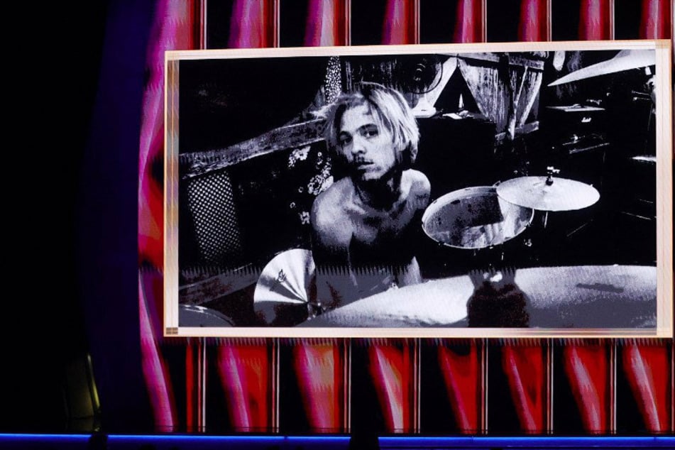 A Taylor Hawkins tribute at the 64th annual Grammy Awards.
