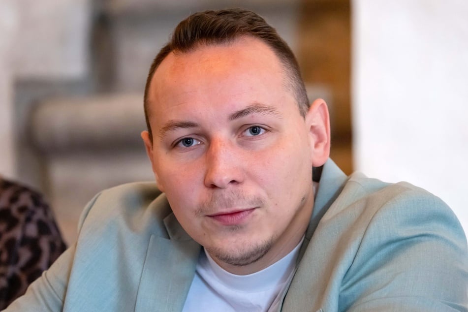 Scott Meinhardt (28) von der Westsächsischen Hochschule Zwickau (WHZ) hält die geplante Pflegereform in der Form für den falschen Weg.