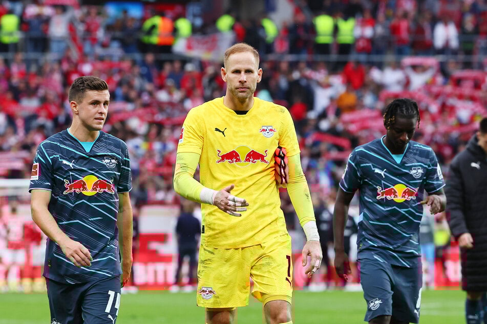 Amadou Haidara (27, r.) kam in dieser Saison bei RB Leipzig überhaupt noch nicht zum Einsatz. Das wird auch so bleiben.