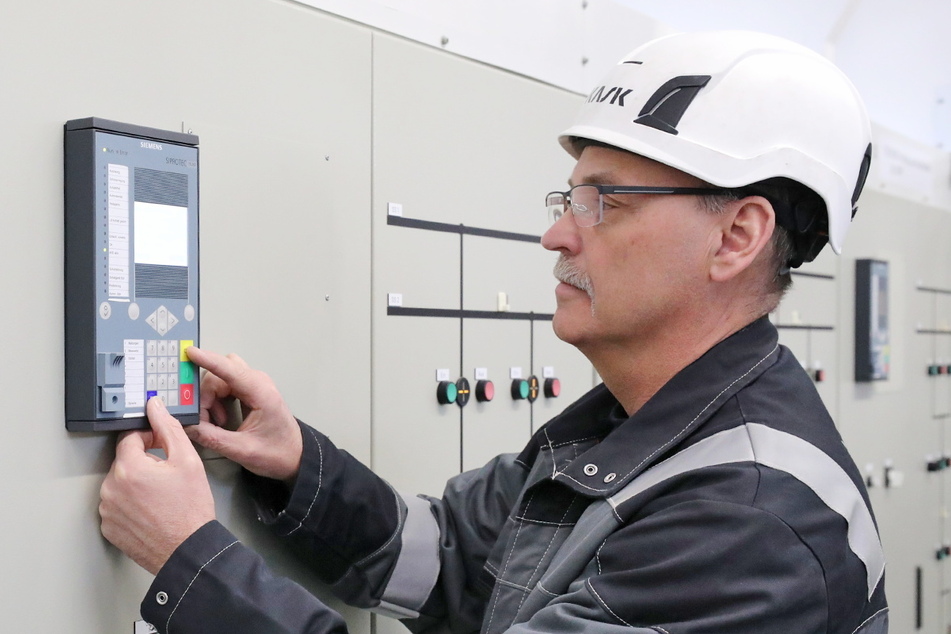 eins energie in Sachsen sucht einen Obermonteur (m/w/d) Netzbetrieb Strom (Schutztechnik).