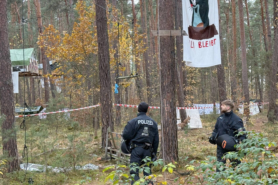 Die Polizei sprach ausdrücklich nicht von einer Räumung.