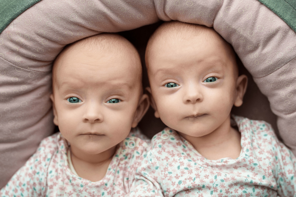 Die beiden Mädchen entwickeln sich nach Trennung gut und haben den Angaben nach ihr gemeinsames Geburtsgewicht von insgesamt 3600 Gramm bereits verdoppelt.